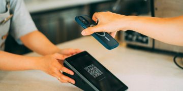 Mobile Payments: Embracing a Wallet-Free Future