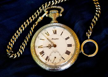 When Watches Tell Stories: The Legacy of Heirloom Timepieces