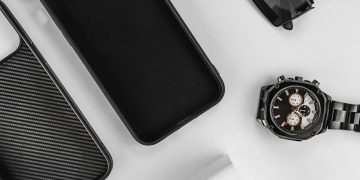 Carbon Fiber Watches: Light and Luxurious