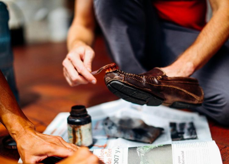 How to Care for Leather Shoes: A Comprehensive Guide to Keep Them Looking Sharp How to Care for Leather Shoes: A Comprehensive Guide to Keep Them Looking Sharp