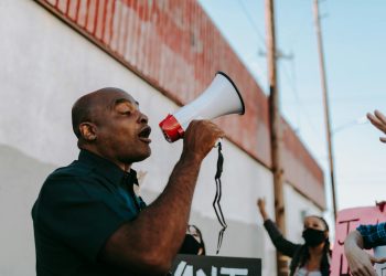 Mastering Public Speaking: Overcoming Fear and Building Confidence