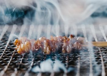 Grilling vs. Smoking: Understanding the Key Differences