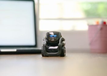 The Ethics of Artificial Intelligence: Key Considerations for Everyone