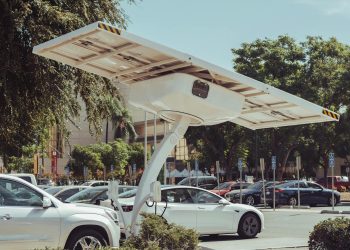 Eco-Friendly Gadgets: Sustainable Tech Choices for the Modern User